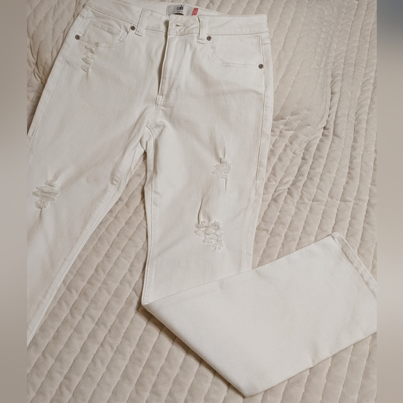 Cabi Size 6 High Slim White jeans distressed ripped look new without tags - Picture 11 of 13